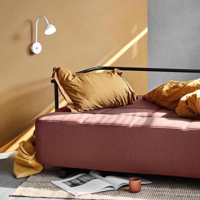 Blush_wall_white_Northern_ilumia