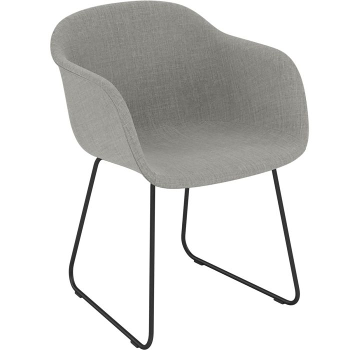 Fiber-Armchair-Sled-Base-Remix133-4107-BLACK_Muuto-ilumia