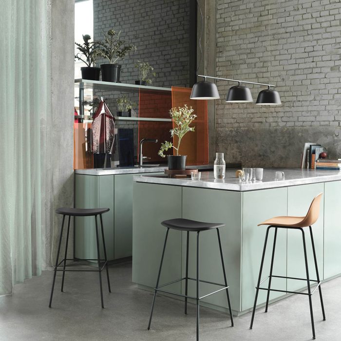 Fiber-bar-ambit-rail-corky-platform-tray-muuto-ilumia