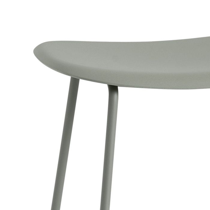 Fiber-stool-45-tubebase-dusty-green-MUUTO-ilumia