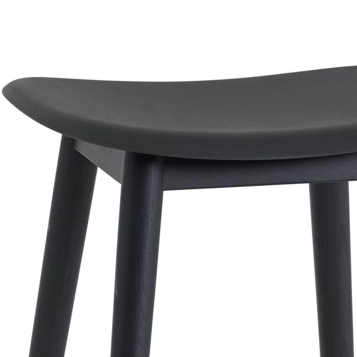 Fiber-barstool-65-woodbase-black-MUUTO-ilumia