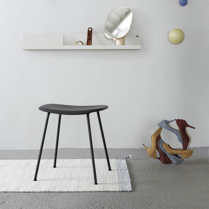 Fiber-stool-tube-base-black-Dots-xs-Ply-Folded-Mimic-mirror-E27-org-muuto-ilumia