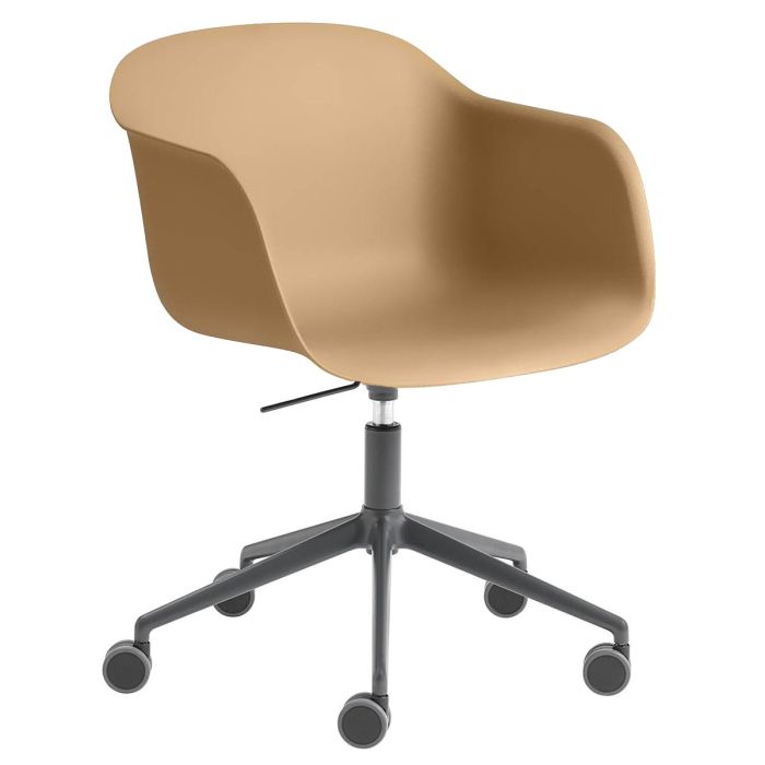 Fiber_chair_swivelbase_black_castors_ochre-black_gas_lift-muuto-ilumia