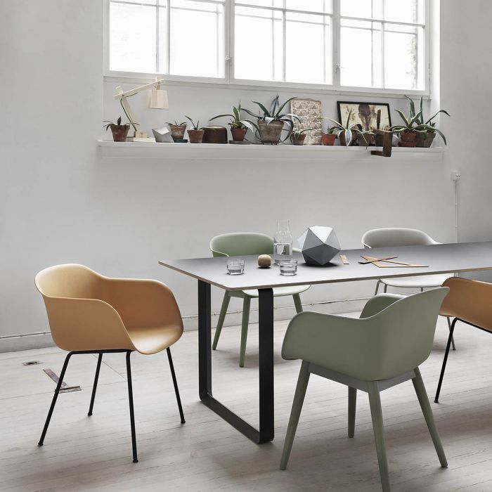 Fiber chairs_70-70 Table_muuto-ilumia