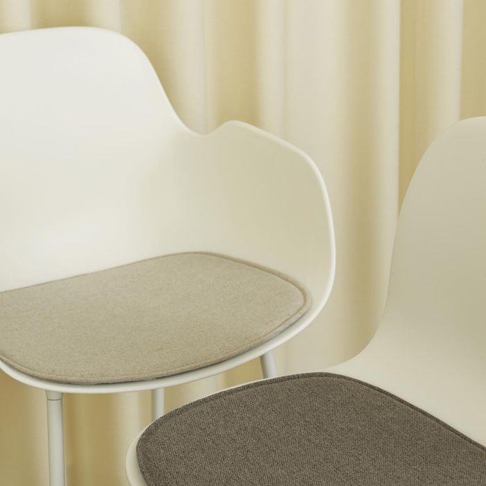 2020_Form_Chair_Group_Seat_Cushion_04