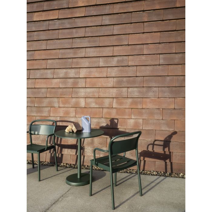 Linear_stalowe_krzesło_ogrodowe_ciemnozielone_muuto_ilumia