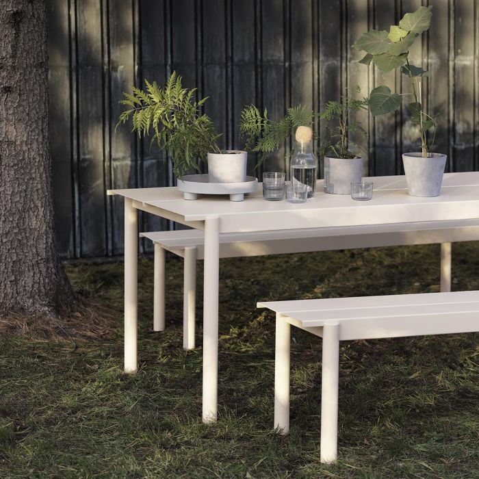 Linear-steel-outdoor-set-200x75-white-Muuto-ilumia