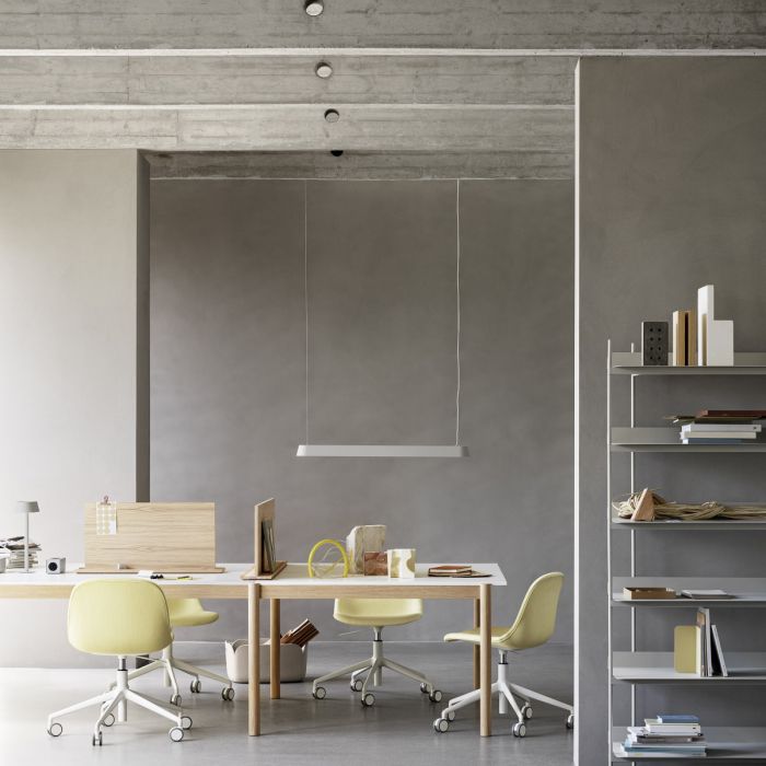 Linear_lampa_wisząca_szara_Muuto_ilumia