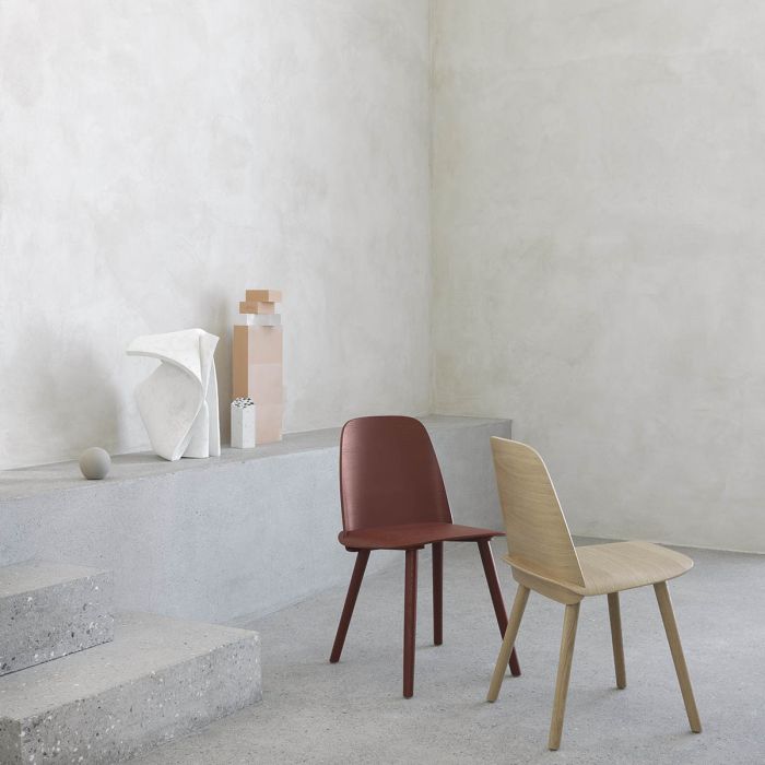 Nerd-Chair-Dark-Red-Oak-Org-muuto-ilumia