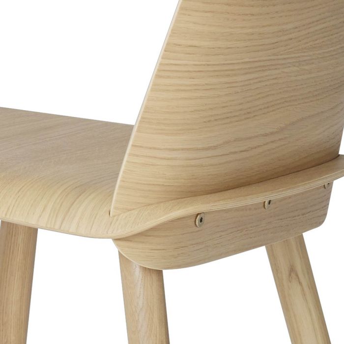 Nerd-chair-oak-Muuto-ilumia