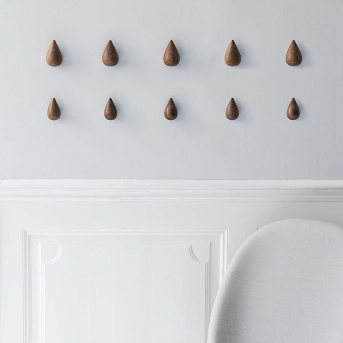 Normann_Copenhagen_Dropit_Hook_Large_Walnut-ilumia