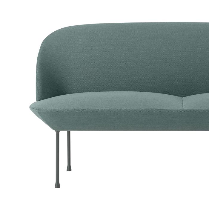 Oslo_2_seater_st_trio_2_966_Muuto_ilumia