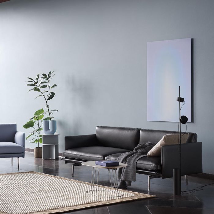 Outline-3-seater-refine-leather-black-alu-chair-pebble-post-airy-muuto-ilumia