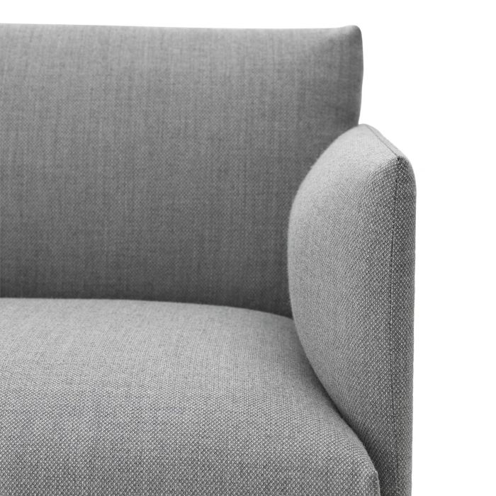 Outline_2_seater_fiord_151_med-Muuto_ilumia