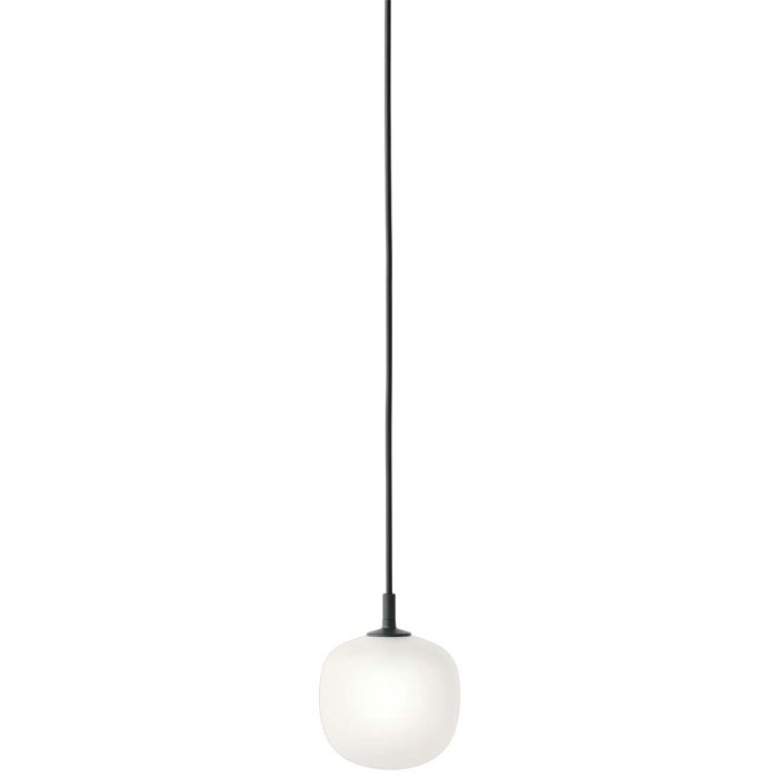 22414 Rime  Ø12 Muuto - lampa wisząca z mlecznego szkła - czarny przewód