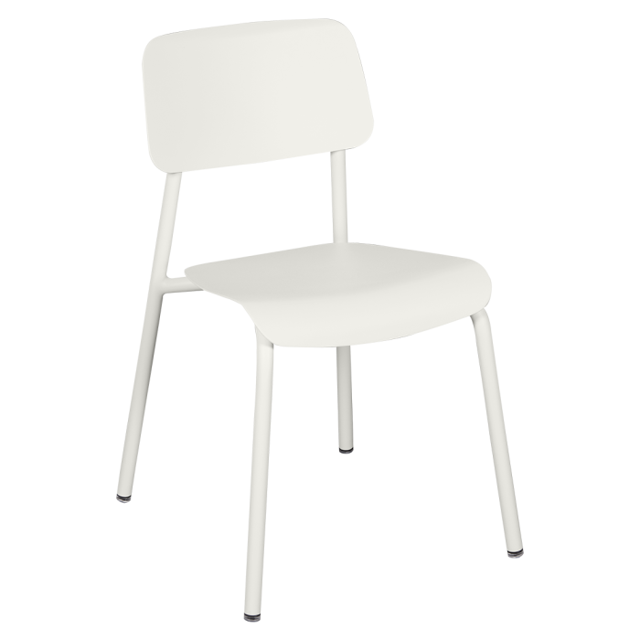 Studie_krzesło_ogrodowe_Clay_Grey_Fermob_ilumia
