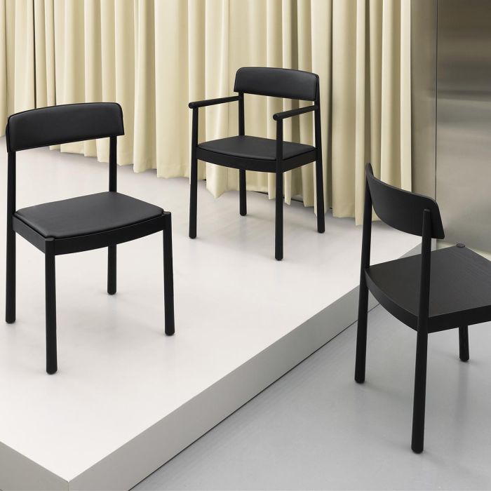 Timb_Armchair_Chair_Black_Normann_ilumia