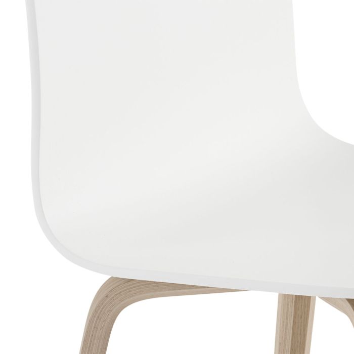 Visu-chair-white-oak-Muuto-ilumia