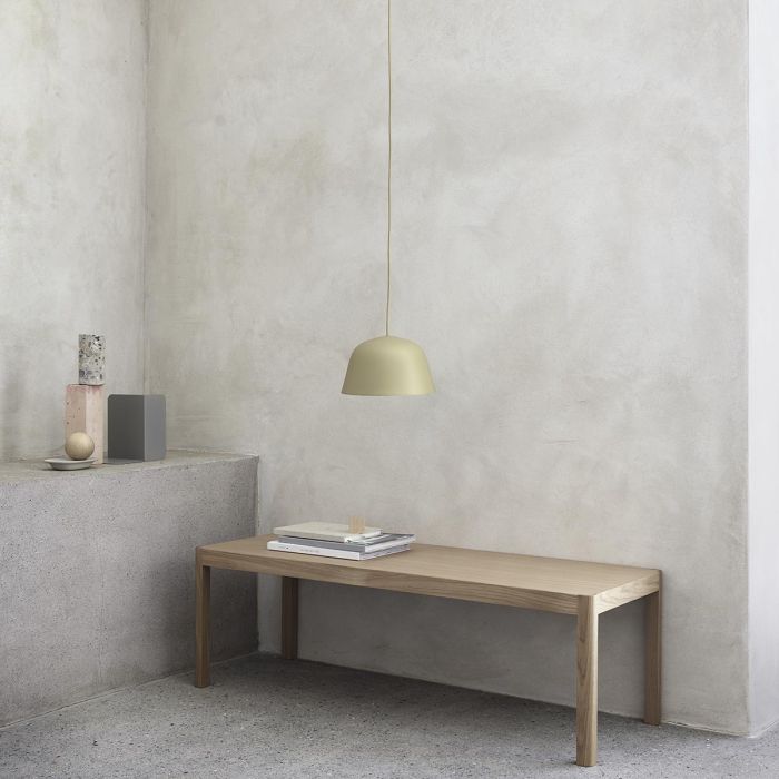 Workshop-Coffee-Table-Oak-Ambit-Pendant-Compilet-Muuto-ilumia