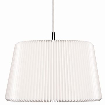Snowdrop_L_lampa_wisząca_biała_Le_Klint_ilumia