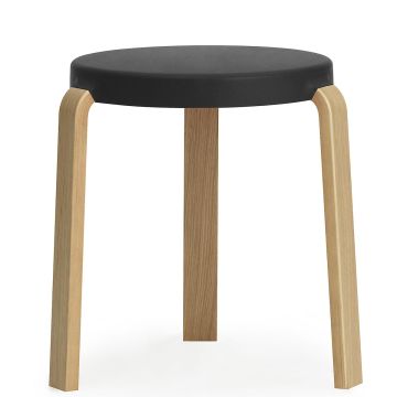 Tap_Stool_taboret_czarny_Normann_Cph_ilumia