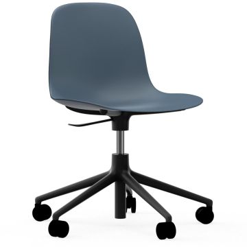 606053_Form_Chair_Swivel_5W_Gaslift_Blue_BlackAlu_Normann_Copenhagen_ilumia